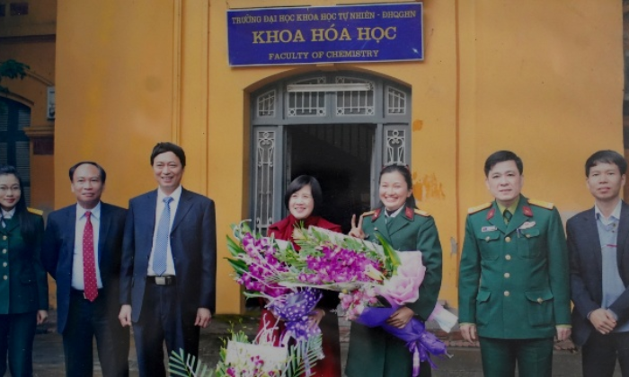 Nữ tiến sĩ mù